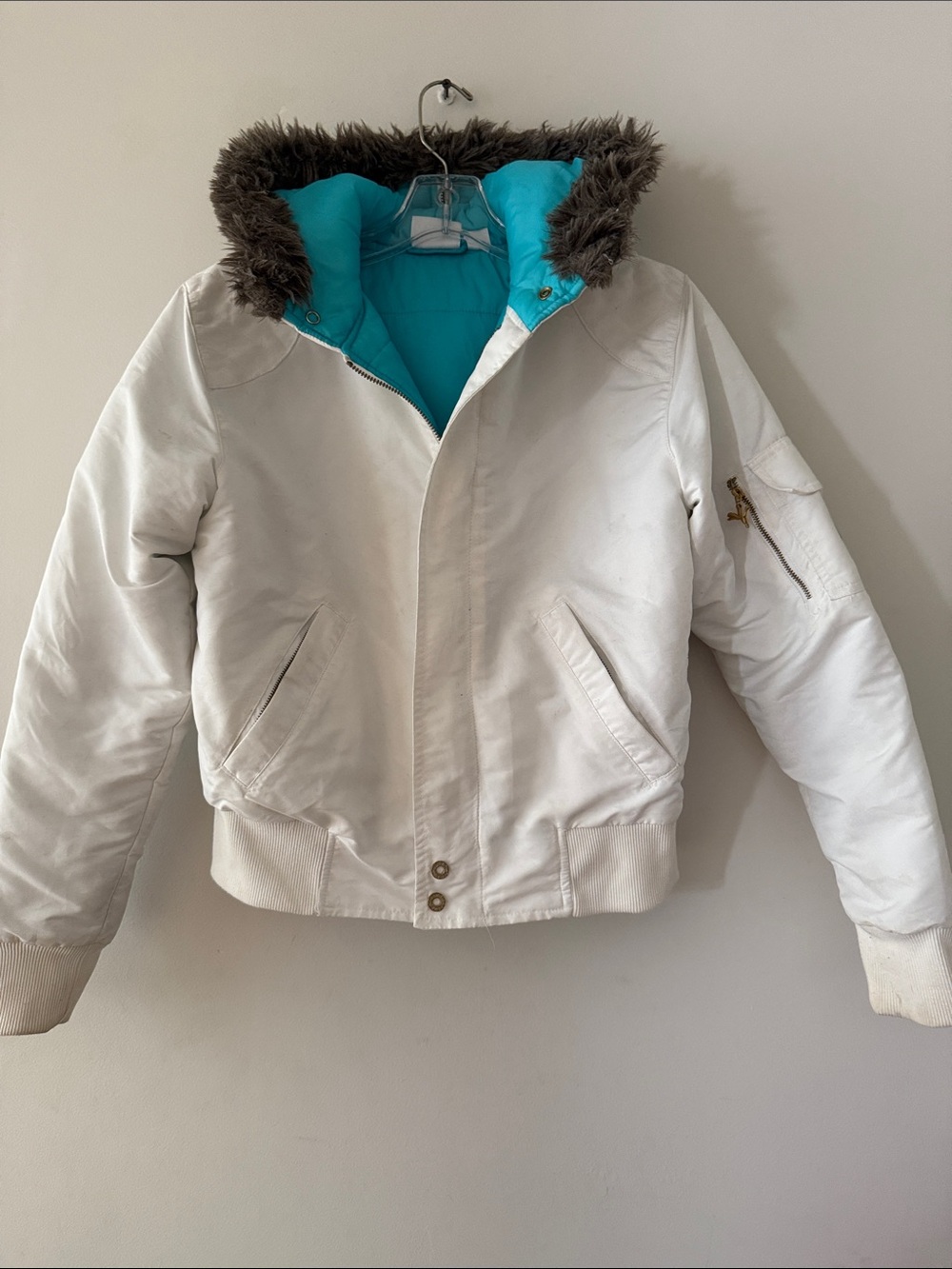 Puma White w/ Turquoise Quilted Lining Jacket with Hood